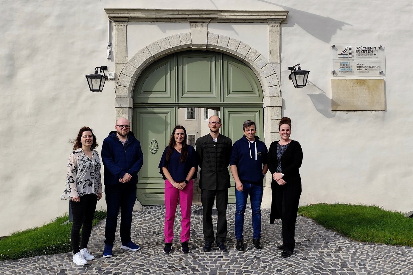 The guests visited the castle of the Albert Kázmér Mosonmagyaróvár Faculty of the Széchenyi István University in Ódvar, and got acquainted with the social institutions in the town, such as the Family and Child Welfare Centre, shown in the second picture.